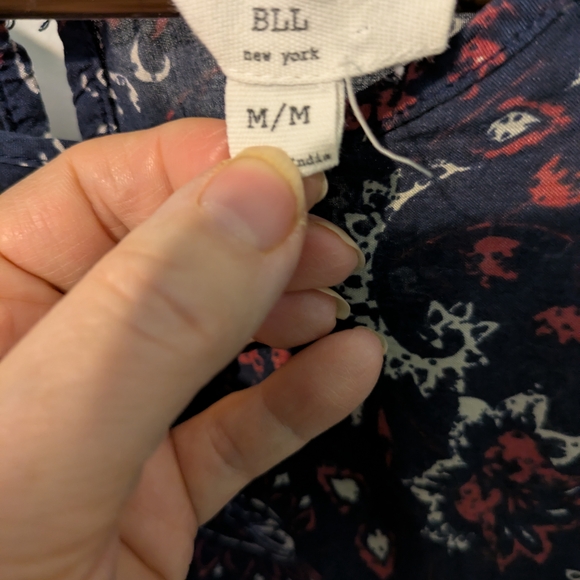 Floral Paisley Sleeveless Top Navy Size M - Picture 5 of 5